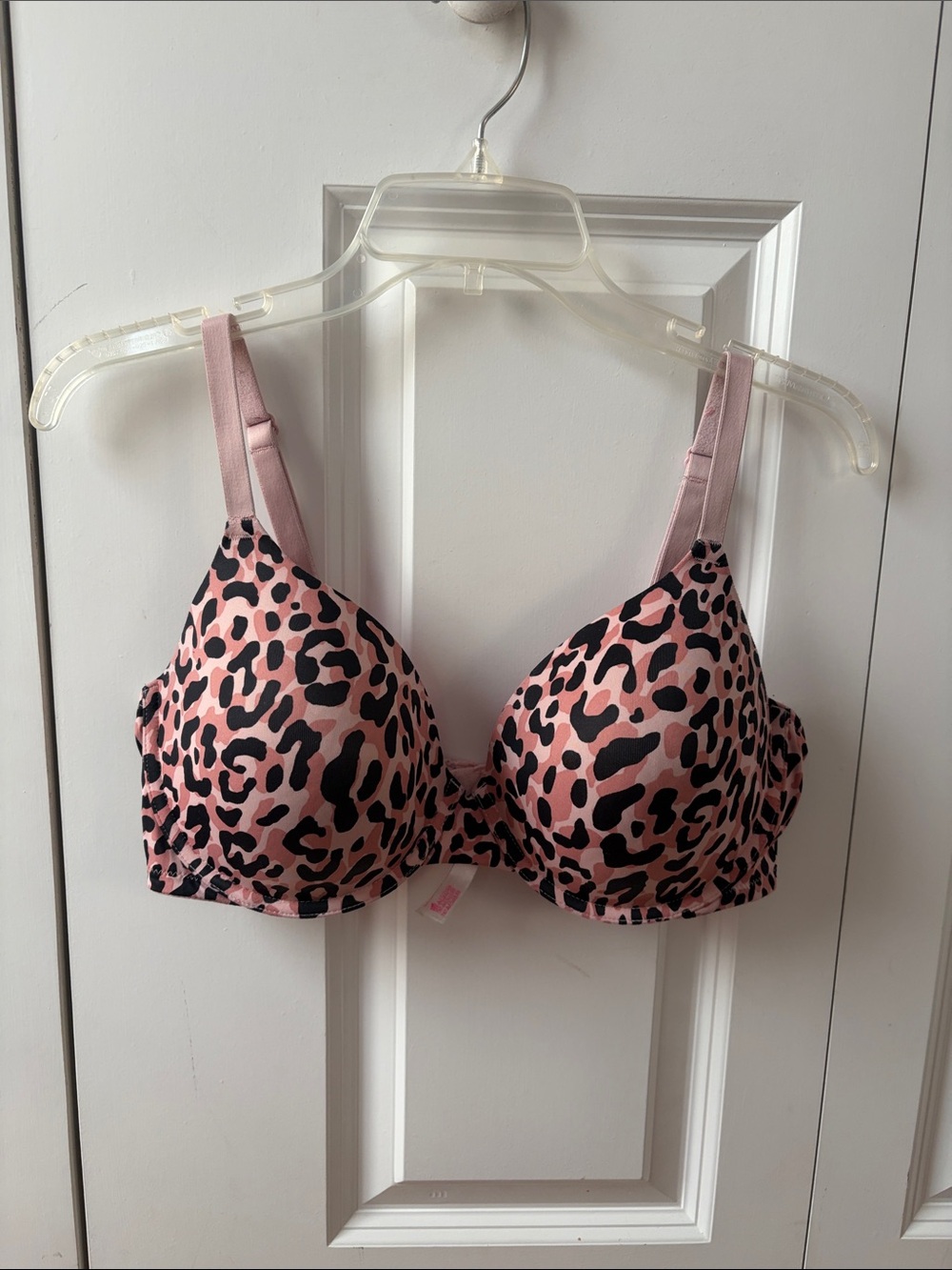 Victoria's Secret Pink Leopard Print T-Shirt Bra Size 36DD